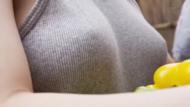 【鈴木真夕】美爆乳妻の剛毛と汗、濃密不倫