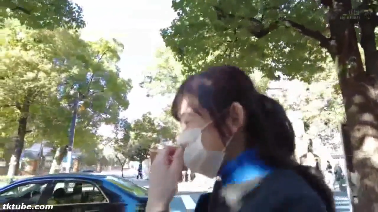 【白河花清】美脚八頭身妻の甘い誘惑、年下チ◯ポを優しく包み込む