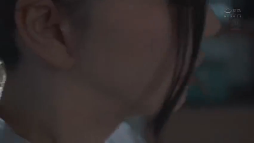 【愛弓りょう】歪んだ快楽、昼休みのSM不倫