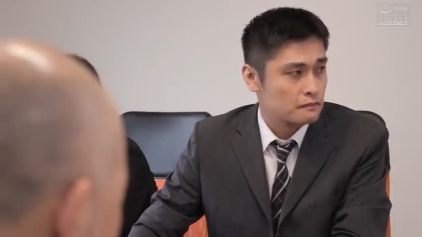 【末広純】上司の裏の顔、妻の知らない淫らな関係